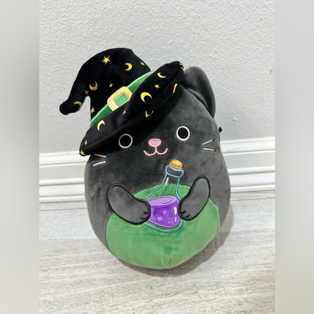 Squishmallows Cleo the Cat - Picture 1 of 5